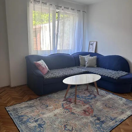 Central13 App 3 Apartamento Tuzla