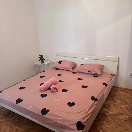 Apartamento Central13 App 3 *